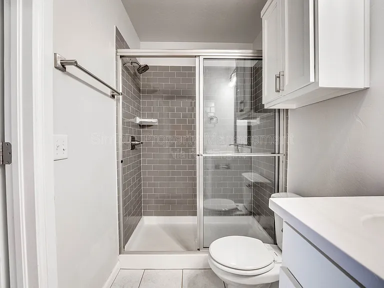 608 Blue Fish Ct — Photo 8