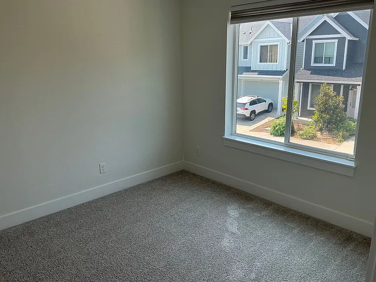 4128 SW Amelia Ter — Photo 10