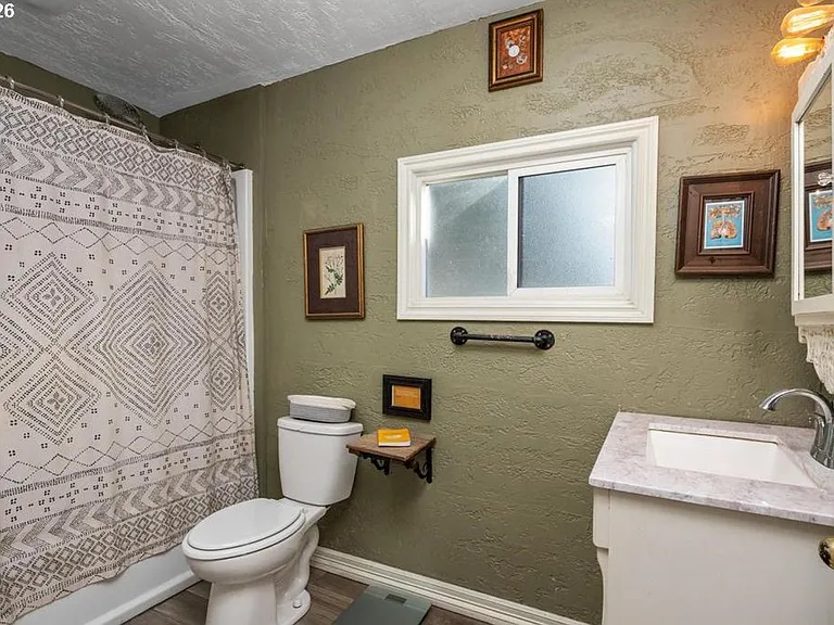 6059 NE Willow St — Photo 16