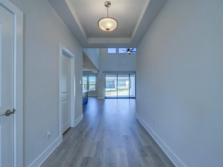 1929 Montella Way — Photo 8