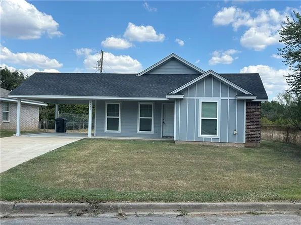 6423 Emerald Dr, Waco, TX 76708