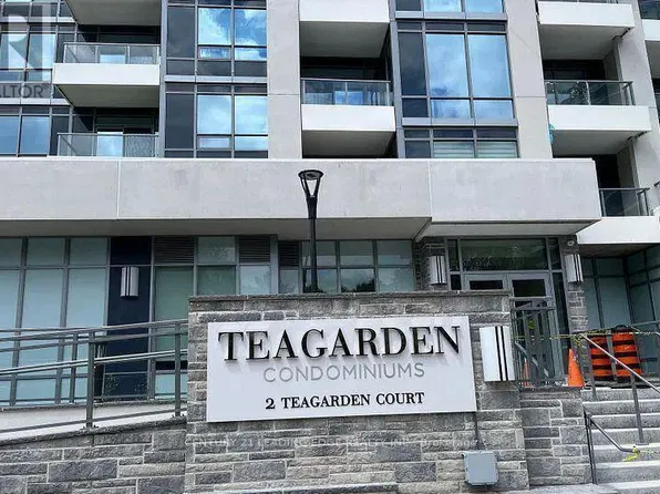 2 Teagarden Ct #305, Toronto, ON M2N 0L6