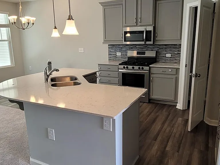 1036 Brightskies St — Photo 12