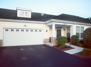 2633 Camberley Cir, Naperville, IL