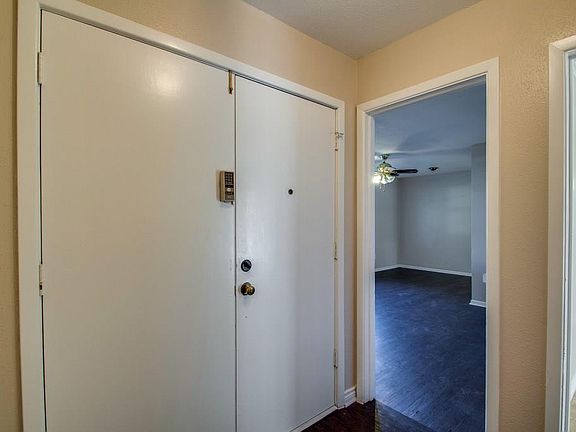 5th image of 3817 Palomino Dr