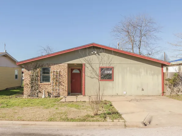 712 N West Street, Burnet, TX 78611