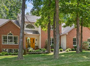 1917 Grey Birch Rd, Fort Wayne, IN 46814