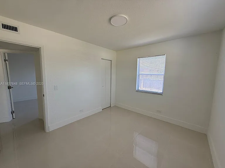 1494 W 34th St — Photo 8