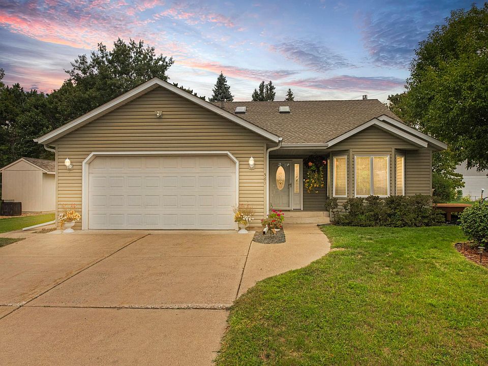1st image of 563 Carol Dr
