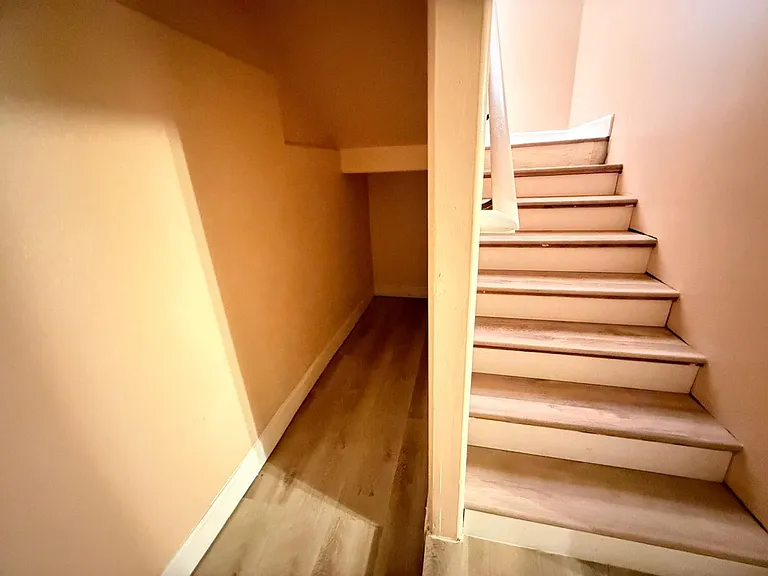 8027 Ney Ave — Photo 36