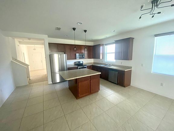 5th image of 2341 Sanderling St