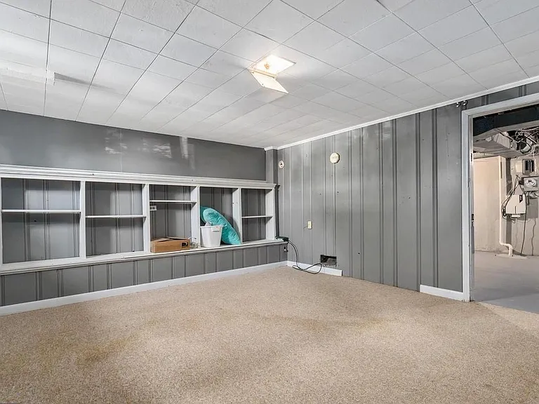 1749 Joan Ave — Photo 17