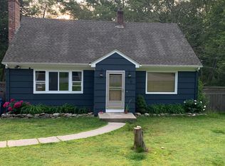 6 Hillside Dr, Gales Ferry, CT 06335