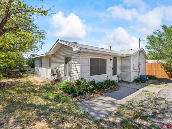 1011 S 5th Street, Montrose, CO 81401