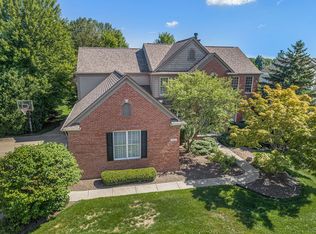 1034 N Miners Run W, Rochester, MI 48306