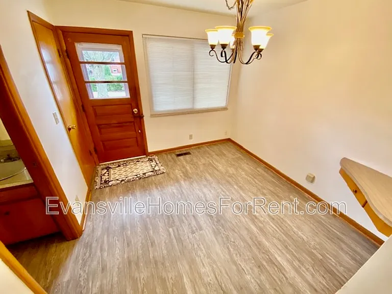 2167 E Powell Ave #B — Photo 8