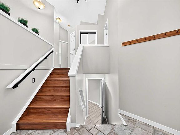 4th image of 3569 NE Douglas Woods Hts SE