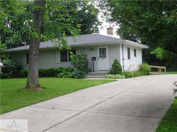 3rd image of 2270 Park Ln