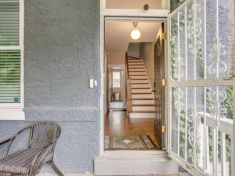 Keefer Pl NW — Photo 31