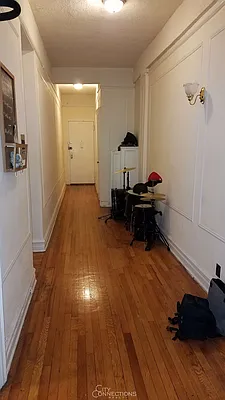 Rented by City Connections Realty | media 23