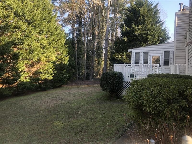 2nd image of 2960 Alberta Dr