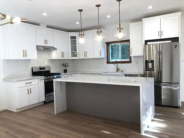 5020 Castle Rd — Photo 2