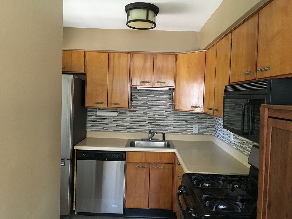 2nd image of 2351 Cranford Rd