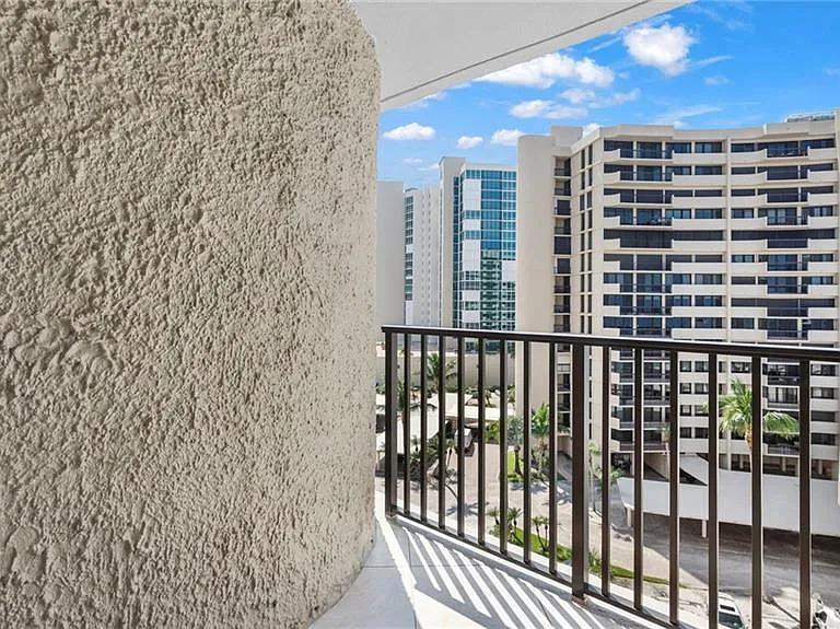 4005 Gulf Shore Blvd N #700 — Photo 33
