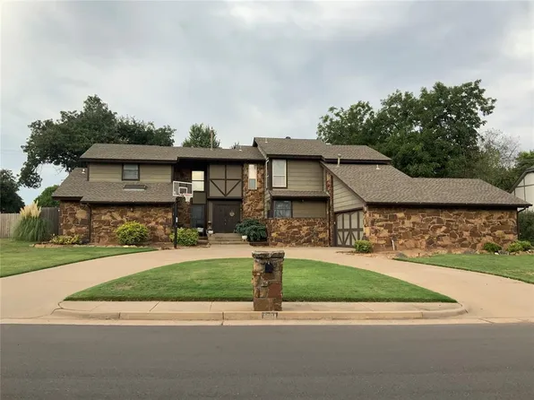 1801 Faircloud Dr, Edmond, OK 73034