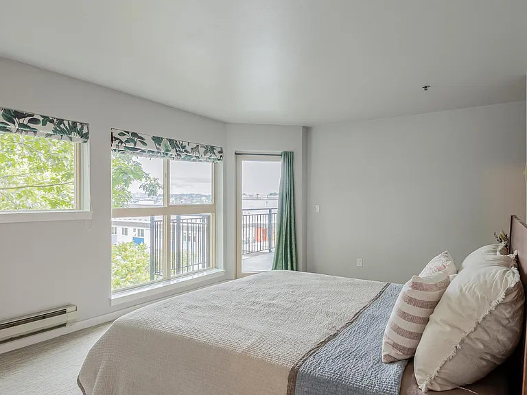 701 Galer St #706 — Photo 11