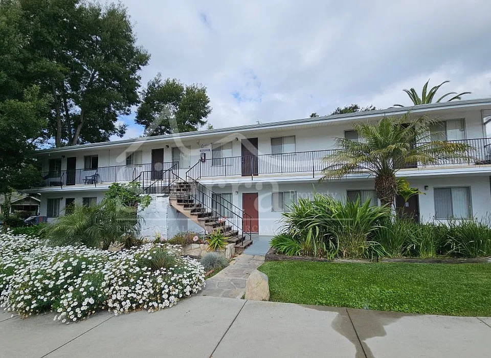 222 W Constance Ave #7