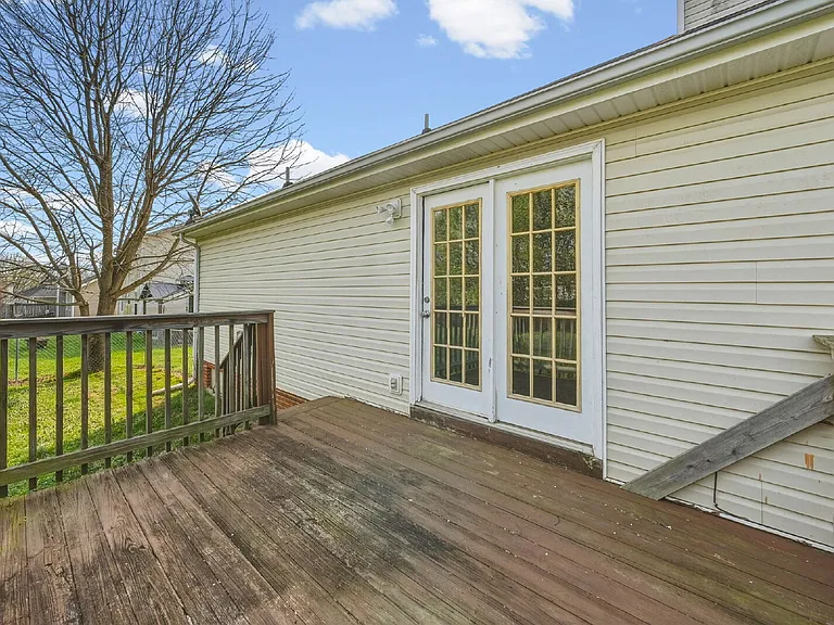 1361 Jenny Ln — Photo 35