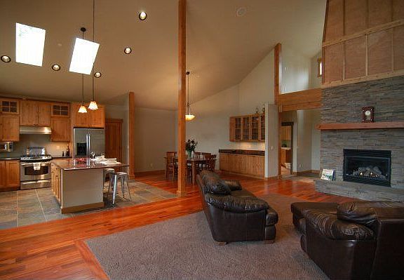 Sitting area and fireplace in Great Room