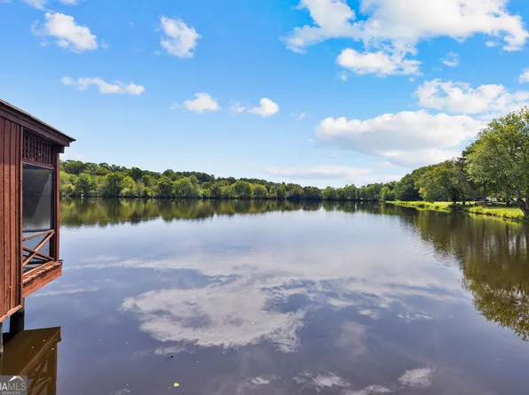 8 Northlake Cir, Peachtree City, GA 30269