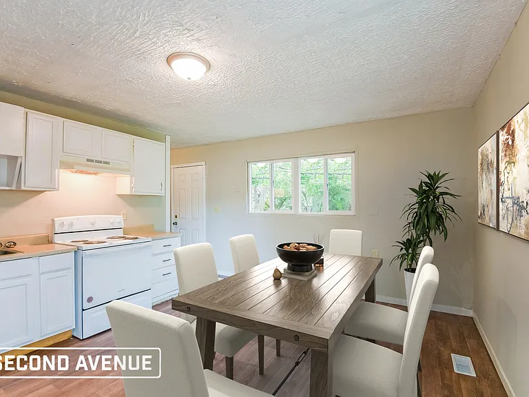9226 E 36th Pl — Photo 6