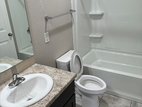 5th image of 2407 S Outer Rd #114