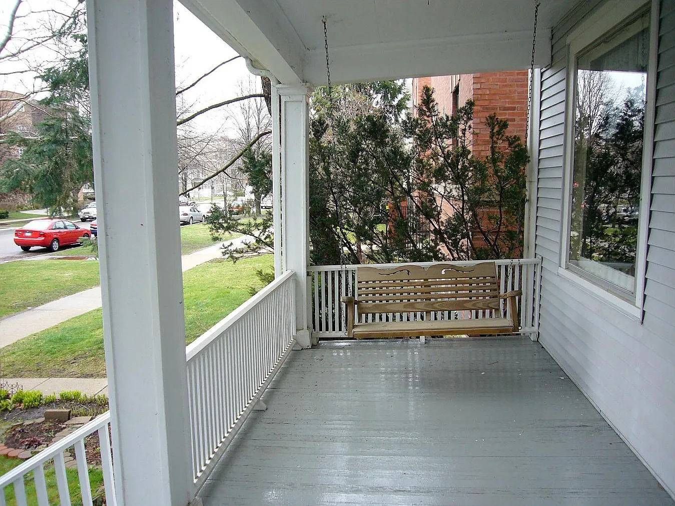 6 bed, 2.5 bath, 2050 sqft, $8,250 — Photo 2