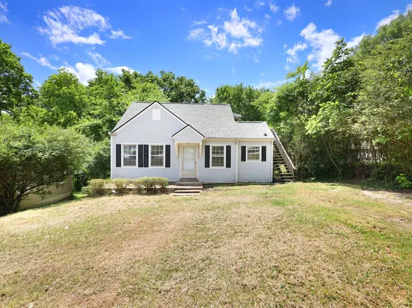 156 Delmar Dr, Clarksville, TN 37040