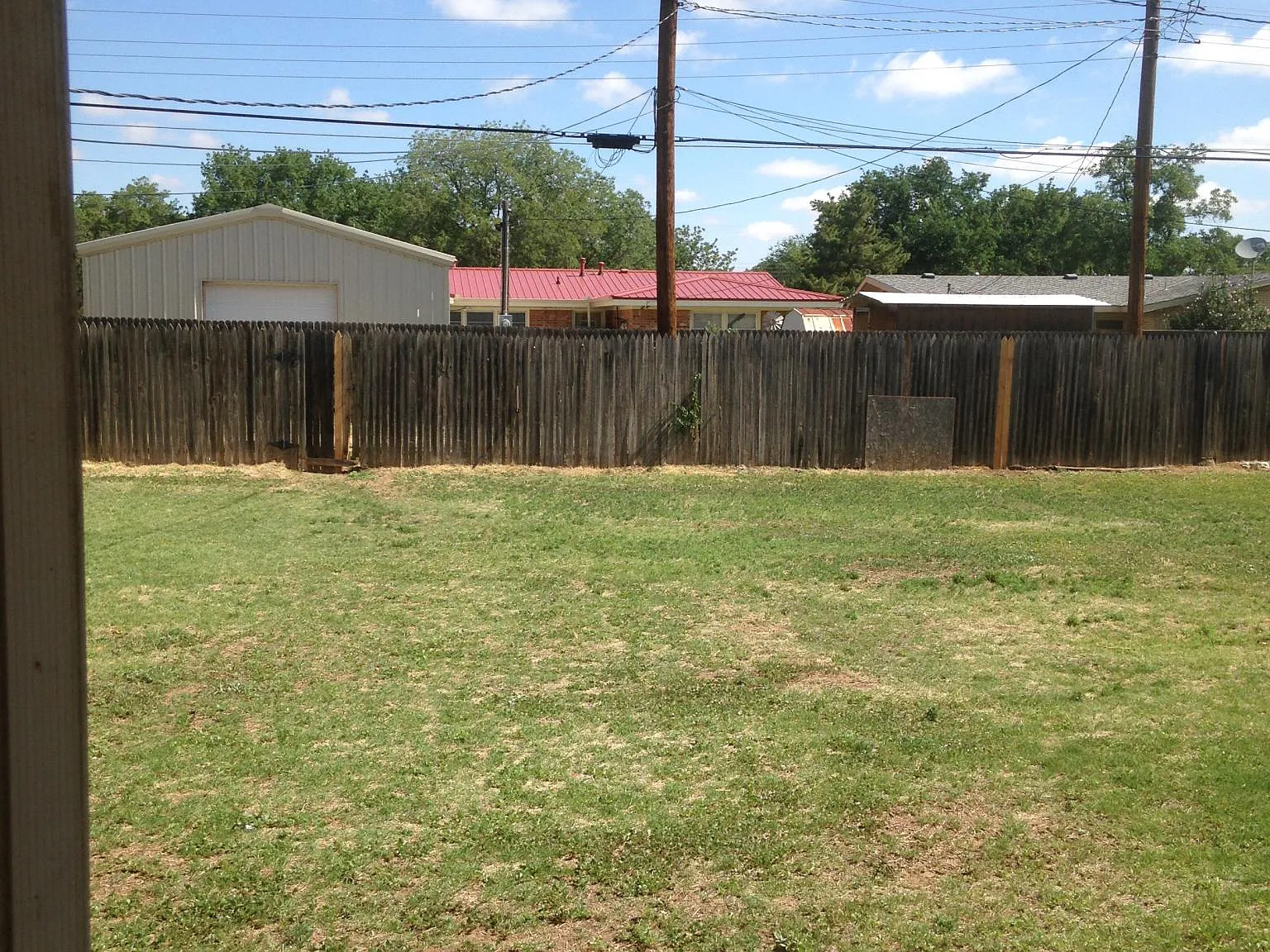 3 bed, 1354 sqft, $1,300 — Photo 3