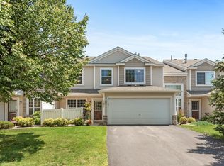 7641 Arboretum Village Pl, Chanhassen, MN 55317