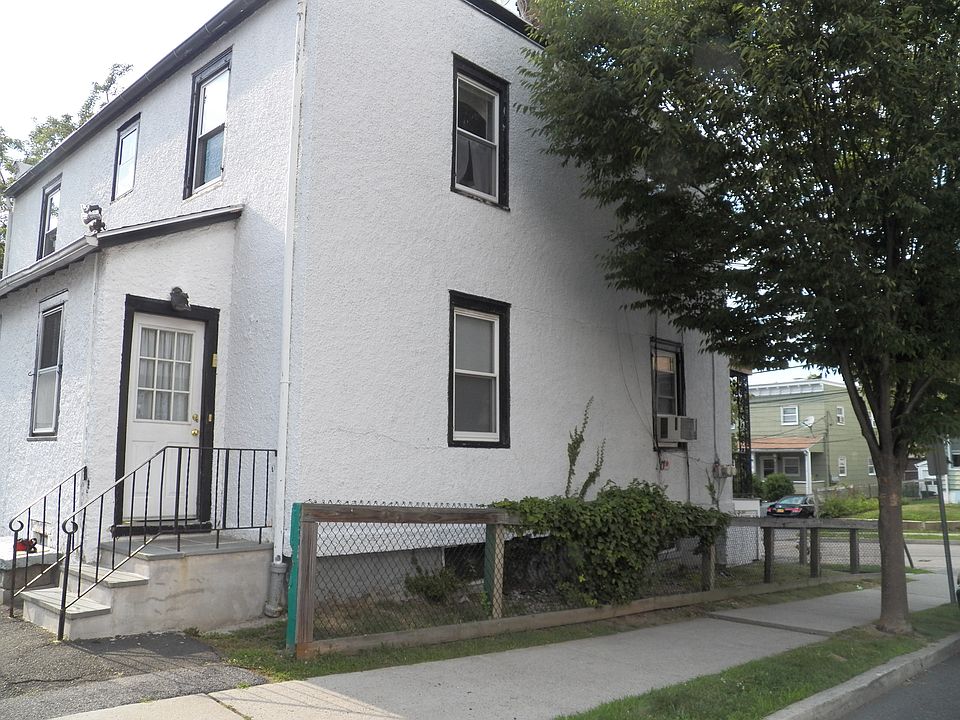 1st image of 38 Fawcett St
