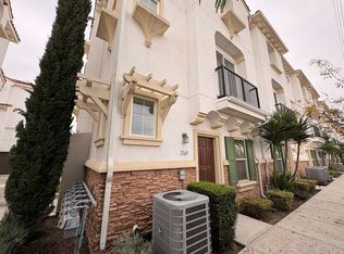 1260 S Macduff St, Anaheim, CA 92804