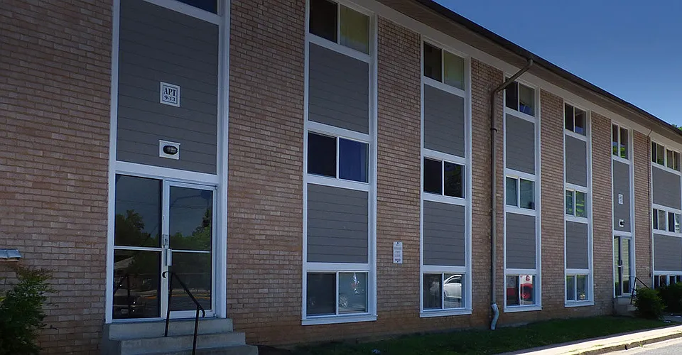 Riverwood Apartments, LLC