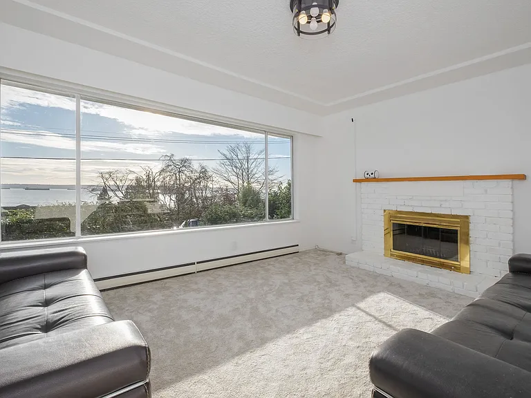 2773 Lawson Ave — Photo 4