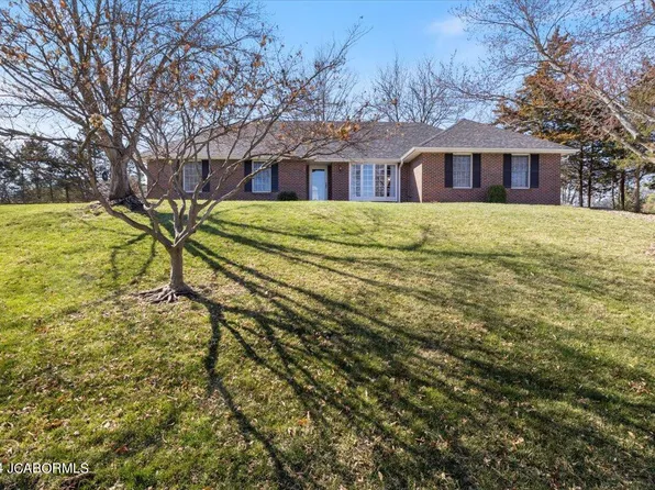 2074 Honeysuckle Ln, Jefferson City, MO 65109