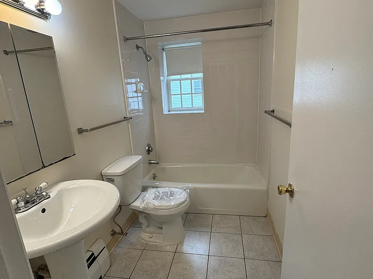 42 Worthen Rd — Photo 14