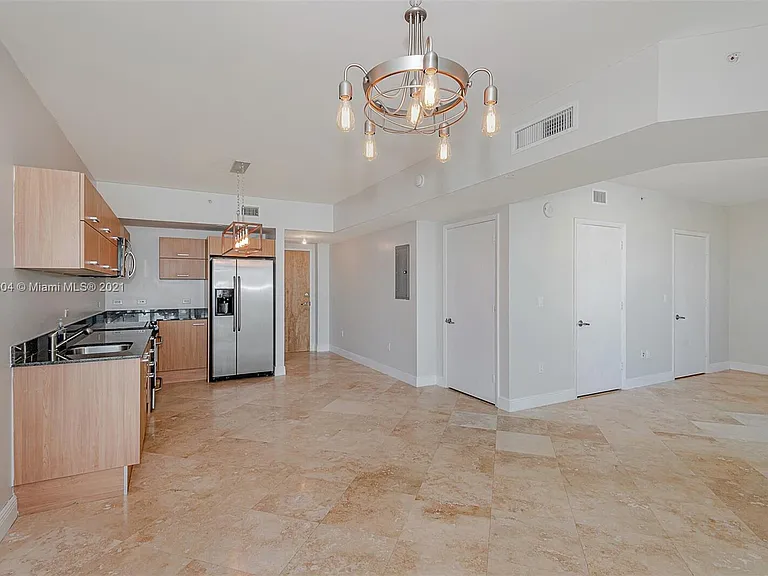 350 S Miami Ave #3711 — Photo 7