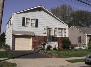 2913 Windsor Ave, Willow Grove, PA 19090