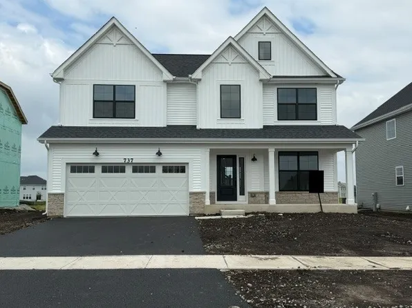 737 Fairfield Dr, Oswego, IL 60543