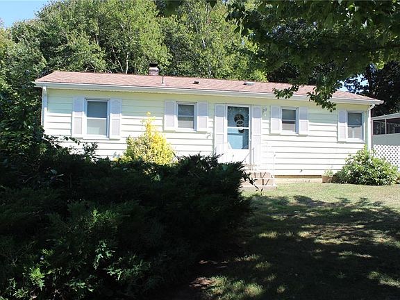 4th image of 42 S Glen Dr